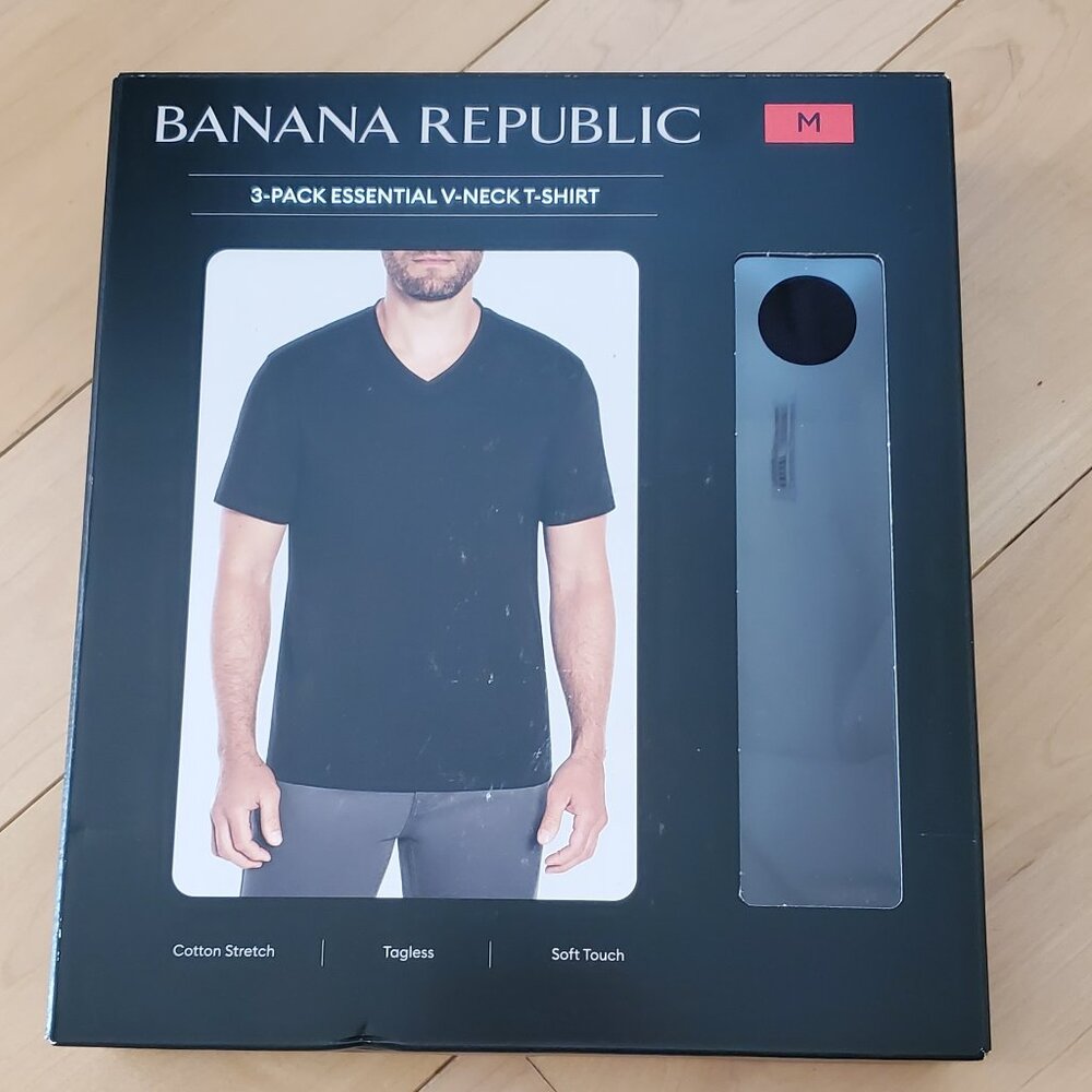 Banana Republic Men Essential V-Neck T-Shirt 3 pack Medium